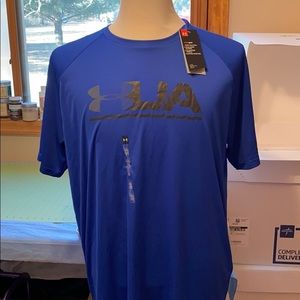 Men’n Under Armour t-shirt